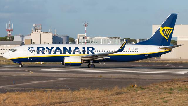 9H-QCA:Boeing 737-800:Ryanair